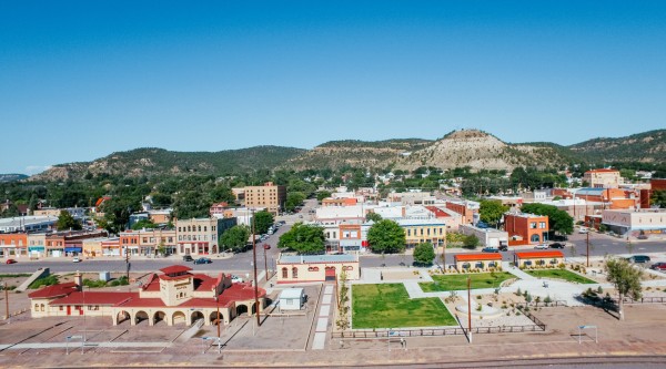 Aerial photograph of Raton, New Mexico.